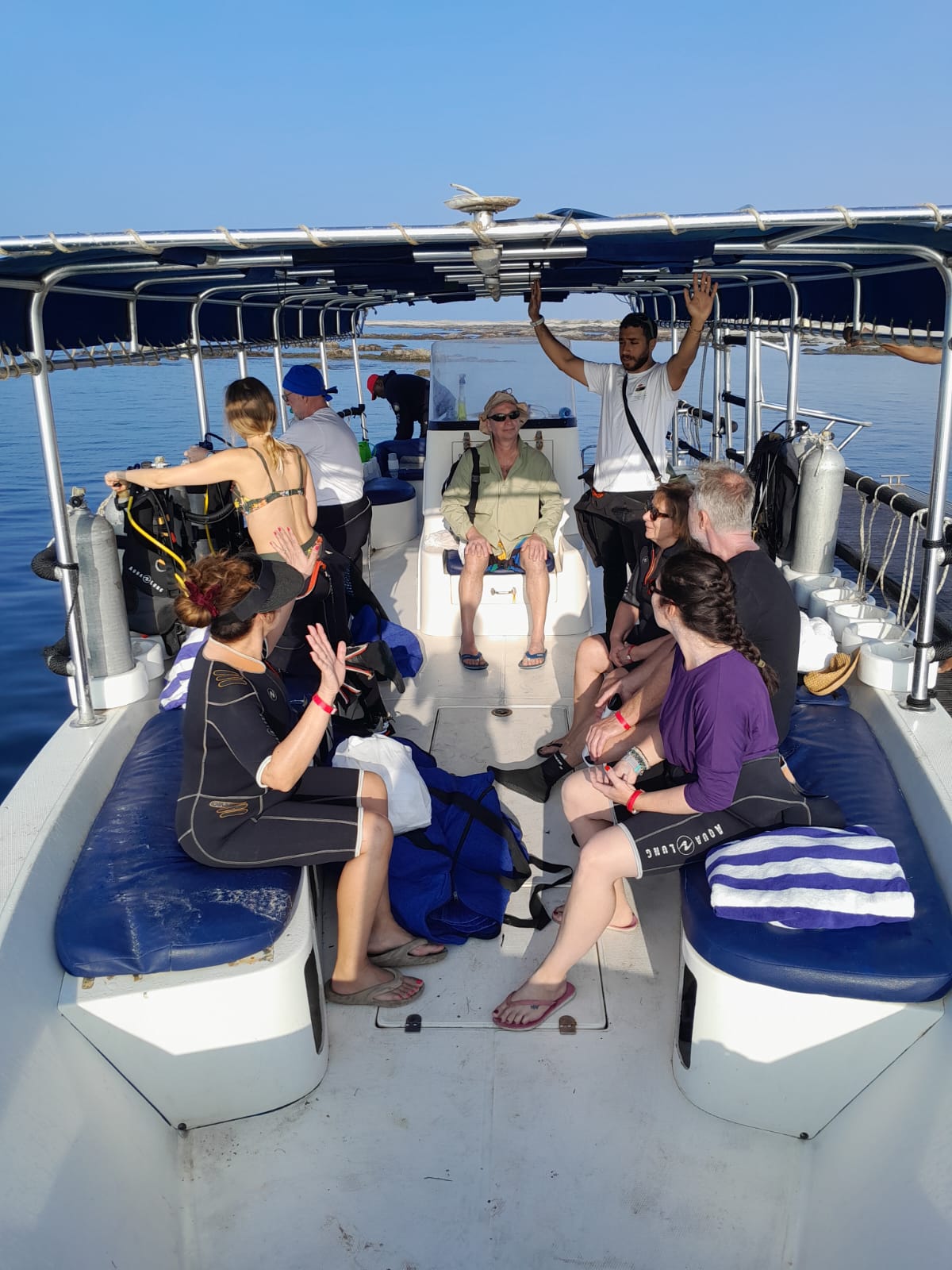 Omán- šnorchlování na širém moři u korálových útesů